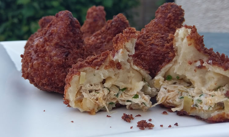 chicken coxinha